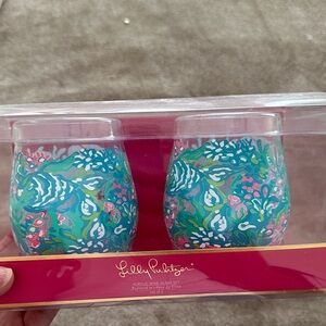 Lilly Pulitzer Vibrant Floral Wine glasses in acrylic